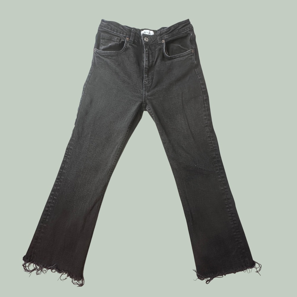 Zara Jeans Women 10 High Rise Raw Hem Black Frayed Slim Flare EXCELLENT